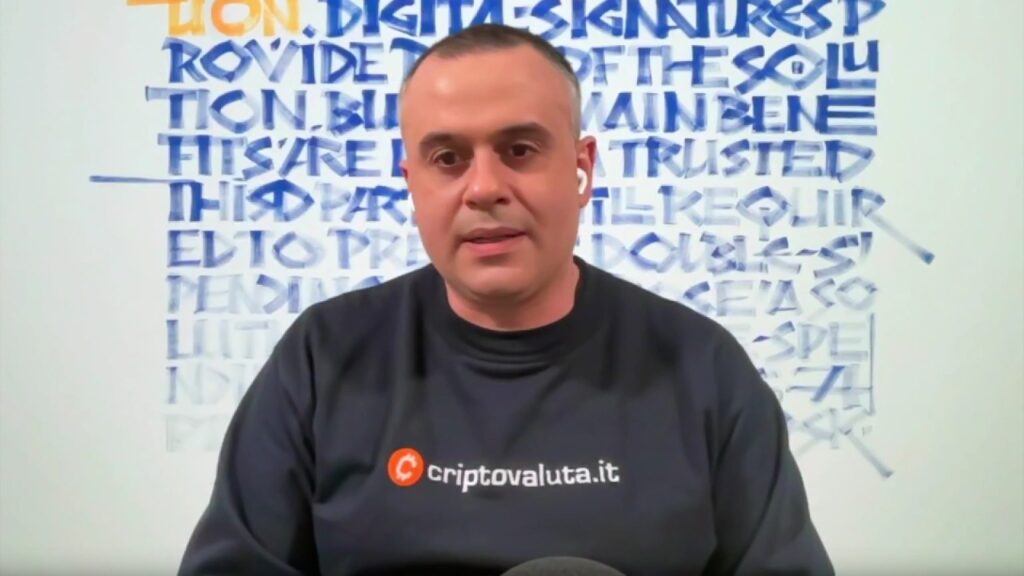 Gianluca Grossi, il capo redattore di Criptovaluta.it, durante un'intervista